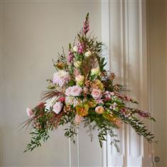 Pedestal of Flowers