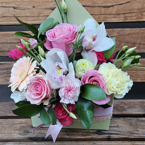 Pink Envelope Flower Bouquet