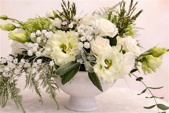 Flower delivery information by Ani's Floral Design Bristol